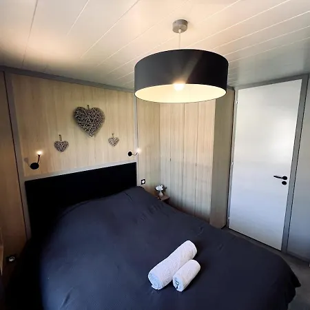 Magnifique Climatise Avec Jardin Adapte Pmr Giffaumont-Champaubert