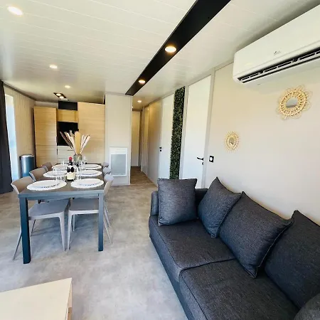 Magnifique Climatise Avec Jardin Adapte Pmr *